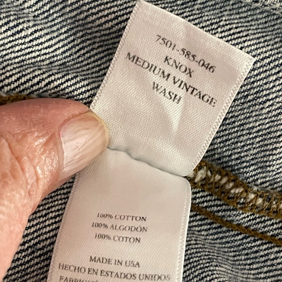 Rails brand jean jacket in size small - Picture 6 of 7